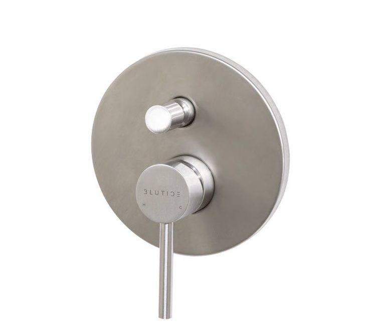 Moon mixer concealed diverter s/s