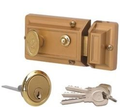 Night latch antique yale